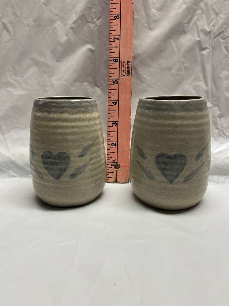 Handmade Ceramic Tumblers Set Heart Design Beige Gray Pottery unbranded