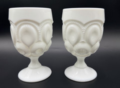 Vintage Set Of 2 LE Smith Moon And Stars Milk Glass Goblets 6″