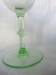 Weston Clear Crystal Green Stem Liquor Cocktail Grey Cut Flower Horizontal Band