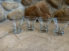 Set of 4 MCM Barware Glasses Flying Bird Raised logo 3.5″ tall
