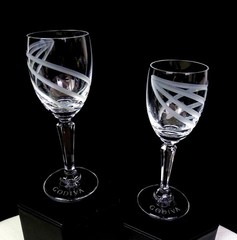 Godiva Crystal Signed Etched Swirl 2 Piece 5 1/4″ Liqueur Cordial Glasses 1980s–