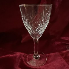 St Louis Chantilly Burgundy Wine Glass (1) ~Elegant Vintage Crystal~ France~7”