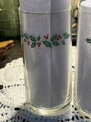 CORELLE Coordinates WINTER HOLLY Christmas Tumbler/Glasses–Set Of 4