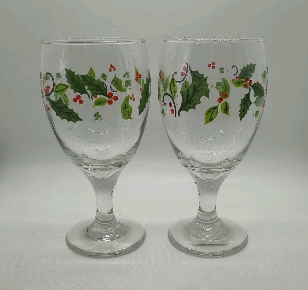 Libbey Holly Berry Iced Tea Goblet Glasses with Stems Set of 2 Christmas Glasses