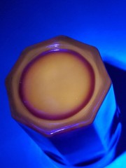 Vtg Amberina Glass Tumbler Drinking Glass 13 oz. 5″ Tall Glows Under UV Light