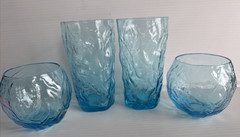 Crinkle Glasses Aquamarine Peacock Blue 2 Tumblers 2 Round Rocks Set of 4 EUC