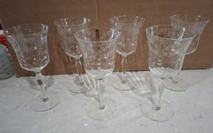 Vintage Water / Wine Goblet with Etched Leaf Pattern Glass, 7.5″, Set Of 6,