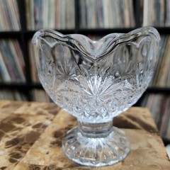 Shannon 24% Lead Crystal Handcrafted Designs of Ireland Gravy Sauce Boat New