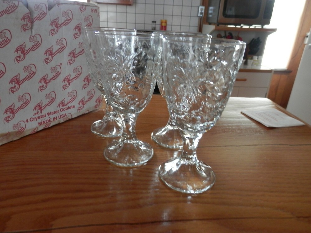 PRINCESS HOUSE 4 CRYSTAL FANTASIA FOOTED WATER / WINE TUMBLER GLASS w BOX #519