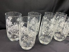 Set of 8 ~ Anchor Hocking «WHITE DAISY» Glass Tumblers ~ 12 1/2 oz. ~ 5″ Tall