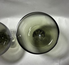 Set Of 4 Beautiful Sasaki Coronation Smokey Wine Glasses Clear Twisted Stem 10oz