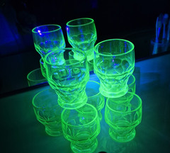 VTG Anchor Hocking Uranium Glass Georgian Honeycomb Tumblers Green 4oz Set of 7