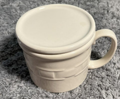 Longaberger Pottery Basketweave Beer Mug With Lid Beige Stoneware USA Kitchen