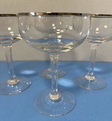 Set of 4 Mid-Century Platinum Rim Crystal Champagne Glasses Ribbed Stems 5.5”H