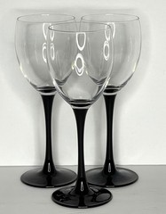 Lot of 3 Vintage Luminarc France Domino Black Stem Wine Glasses 7.75″ Goblet 8oz