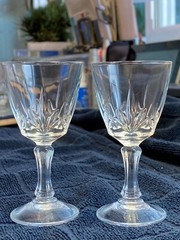 2 -Vintage Cut Crystal Cordials Pineapple Pattern 3- 3/4″ Made in France Z4