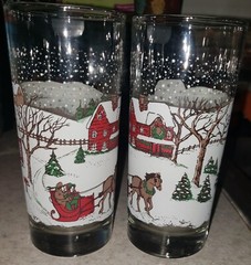 2 Vintage Libbey Christmas Winter Scene Horse Sleigh 16 oz. Glasses