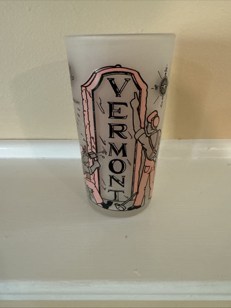 Vintage Vermont Souvenir Frosted Map Glass Tumbler 5.5” Mid-Century