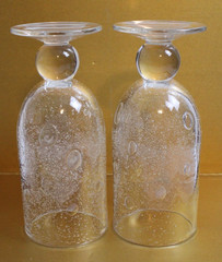 2 Southern living at home Bella Luna Wine goblets retired handmade bubbled