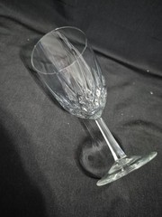 LUMINARC USA D’ARQUES DURAND DIAMANT CRYSTAL WINE GOBLETS SET OF 4