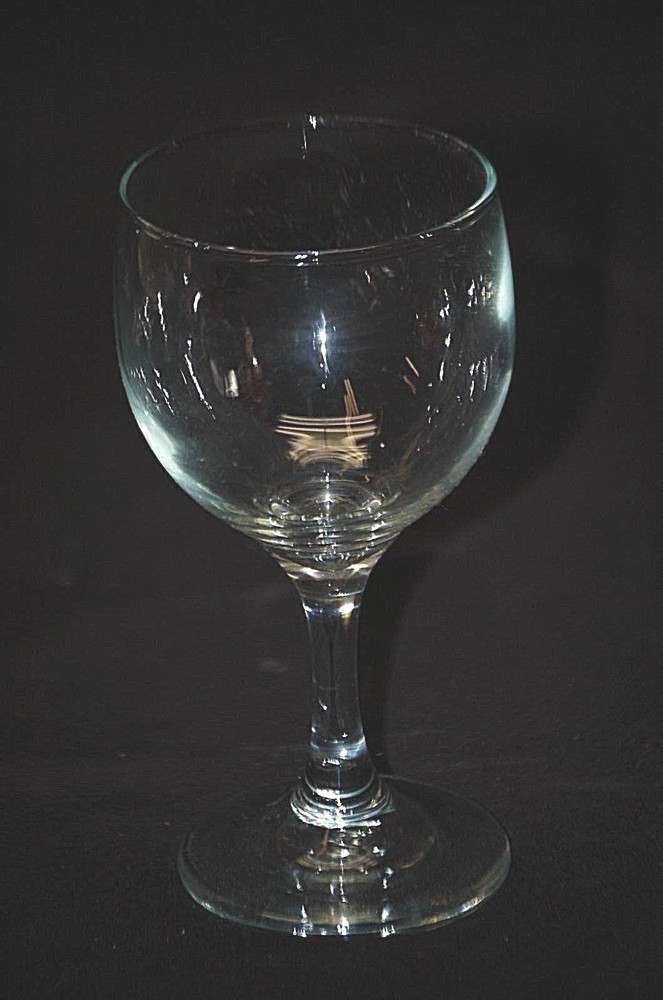 Vintage Elegant Clear Glass Wine Goblet Unknown Maker 5-3/8″ Tall