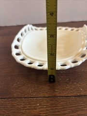 Fostoria #2675/11 – Randolph” oblong nappy – white milk glass