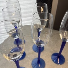 Set Of 6 9-1/8″ Tall Wine/Champagne Glasses Colbalt Stems A Few Poks During Pro.