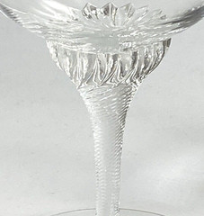 Pretty Twisted Stem Champagne Glasses 5 1/4″ Set of Four
