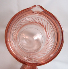 Cristal D’Arques Durand France ROSALINE PINK 48 Ounce Swirl Pink Optic PitcherGC