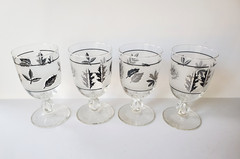 Stem Wine Glasses Silver Foliage Frosted Leaves Clear 5.5” Set / 4 Vintage