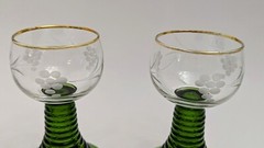 Vintage Green Stem Rib Beehive Etched Grape Glasses Gold Rim -2