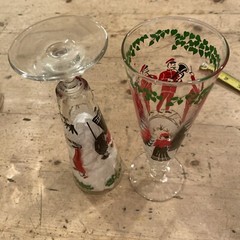Vintage RED BLACK &WHITE Drinking Glasses/flutes -MARCHING BAND Victorian design