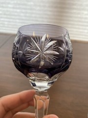 STUNNING PAIR Of VTG Amethyst & Blue Cut To Clear Crystal Wine Glasses 8.25″H
