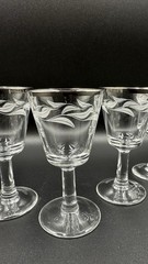Vintage Set Of 7 Cristal D Arques Etched Laurel Leaf Silver Rim Cordial Glasses