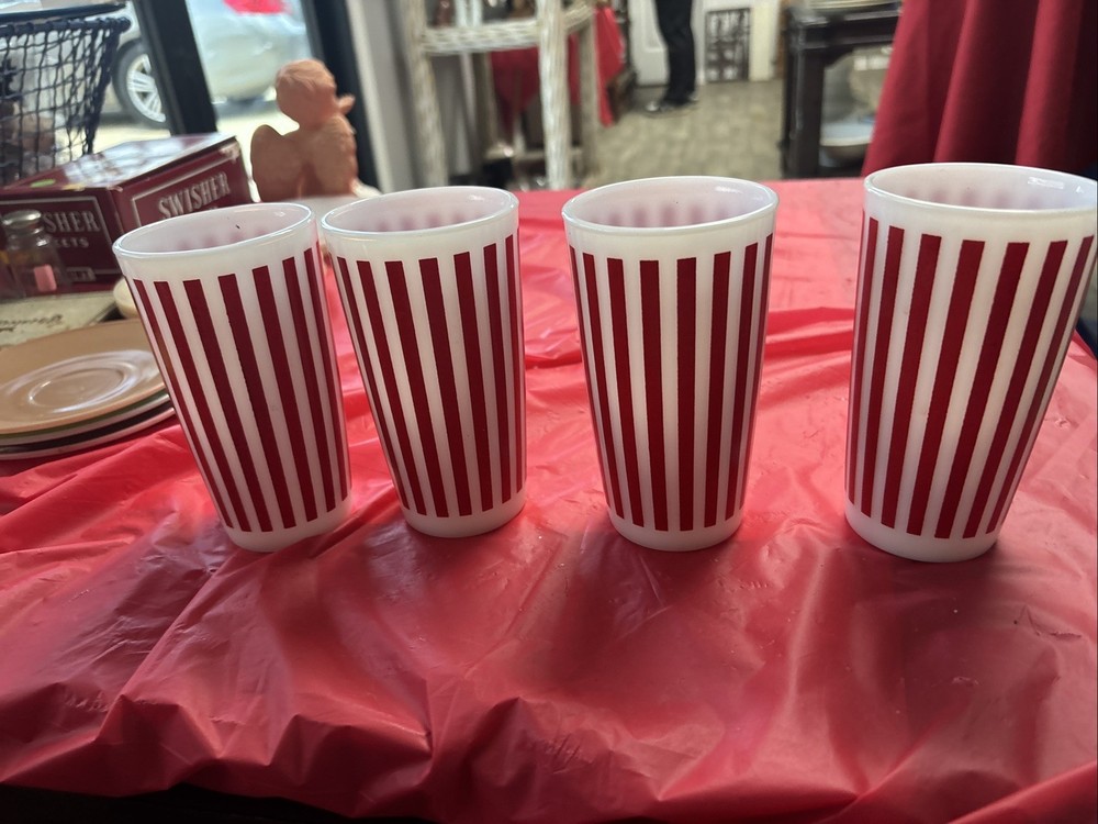 Vintage Hazel Atlas Red Candy Stripe 5” White Milk Glass Tumblers Lot Of 4