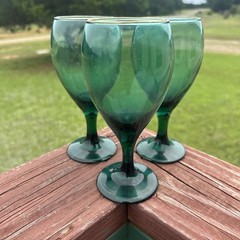 Libbey Libby Juniper Green Gold Rim Wine Glasses Goblets 7” Set of 3 Teardrop