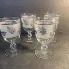 Set of 4 MCM Vintage 1960’s 10-Ounce Libby Frosted Silver Leaf Goblets Stemware