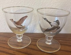 Set Of 2 Gold Rimmed Game Bird Cordial Glasses MCM Vintage Goose Pheasant Hunter