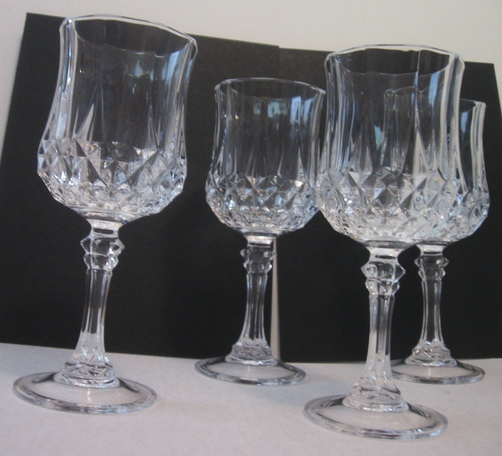 CRISTAL D’ARQUES France Longchamp 24% Lead Crystal Wine Glasses 7 1/4”’ 4 FOUR