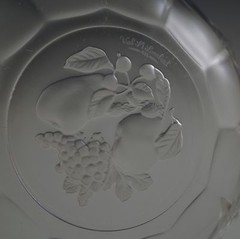 VAL ST.LAMBERT CRYSTAL BRUSSELS INTAGLIO FRUITS 6″ BOWL SIGNED