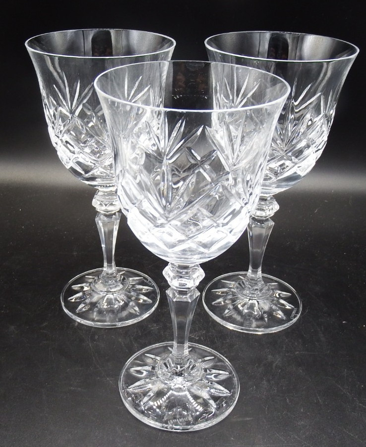 3 Galway Crystal Oranmore 7″ Wine Goblet / Glass – tiny chips