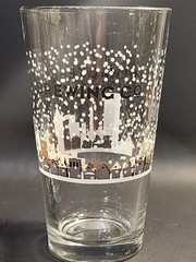 Set Of 3 MILWAUKEE WI Beer Glasses. 12 Ounce Capacity. Clear Glass With Graphics