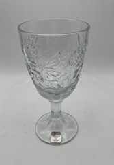 Princess House Fantasia Poinsettia Goblet w/ Original Sticker Tiny Rim Flea Bite