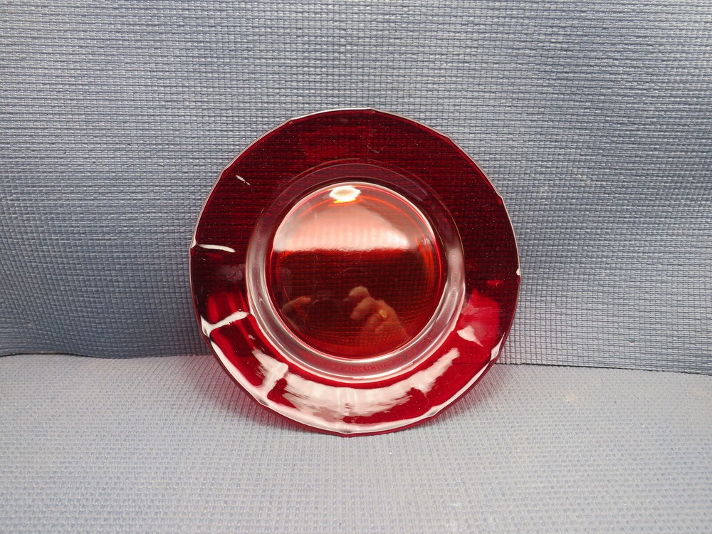 New Martinsville Crystal 34 Ruby Pattern Luncheon Plate 8″