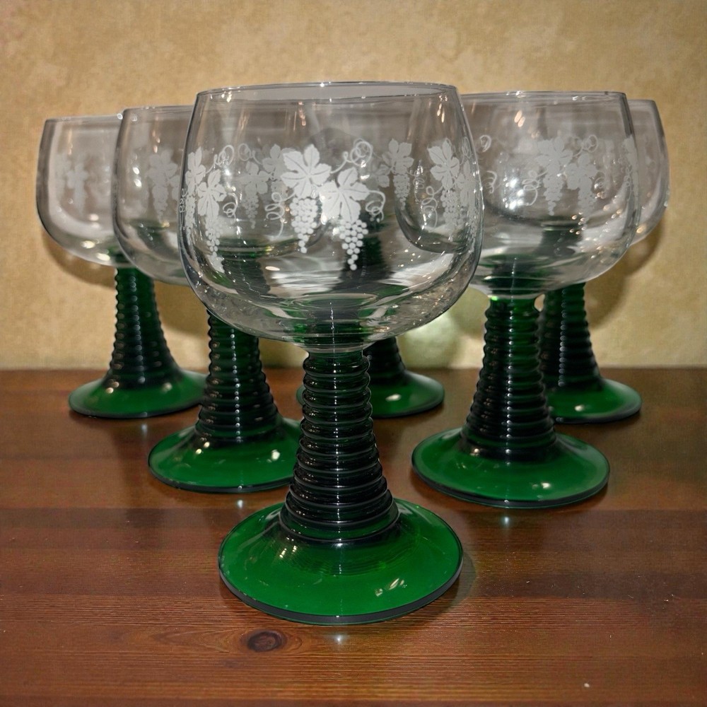 Vintage Set Of 6 France Green Etched Grape Design Beehive Stem 4.5” Glasses