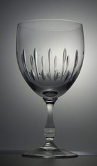 Vintage Cut Crystal Wine Glasses, Set of 4 Elegant Pattern GORGEOUS 6.75″