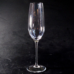 TIFFANY & CO CLASSIC U CHAMPAGNE FLUTE, Blown Lead Crystal, 9 5/8″, 10 oz, ITALY