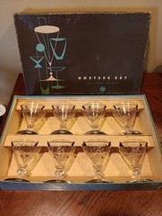 Libbey Hostess Dessert Liquor Glassware White Gold 4” H SET OF 8 Glasses