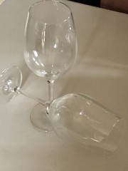 2 VTG RONA SLOVAKIA CLEAR CRYSTAL RED WINE GLASSES PULLED STEM 22 OZ 9,75”
