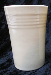 ONE Vintage Original OLD IVORY FIESTA Juice Tumbler 3 1/2″